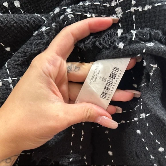 Trendyol Black and White Tweed Fabric| size 38EU - Picture 2 of 5